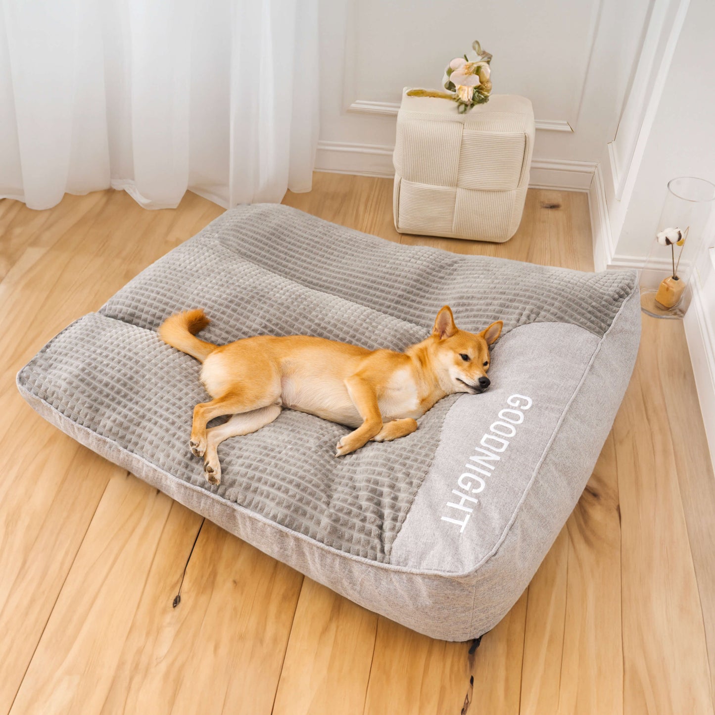 Grand lit épais et anti-rayures pour chien